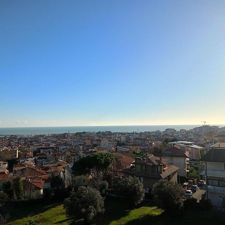 Casa Del Fiordaliso Hotel San Benedetto del Tronto Ngoại thất bức ảnh