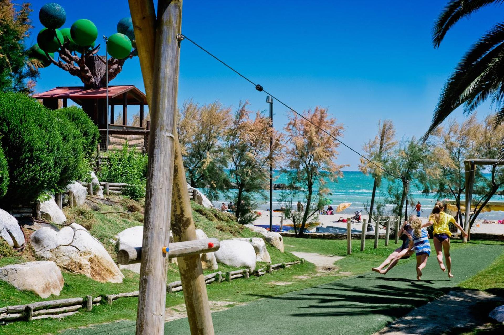 Casa Del Fiordaliso Hotel San Benedetto del Tronto Ngoại thất bức ảnh