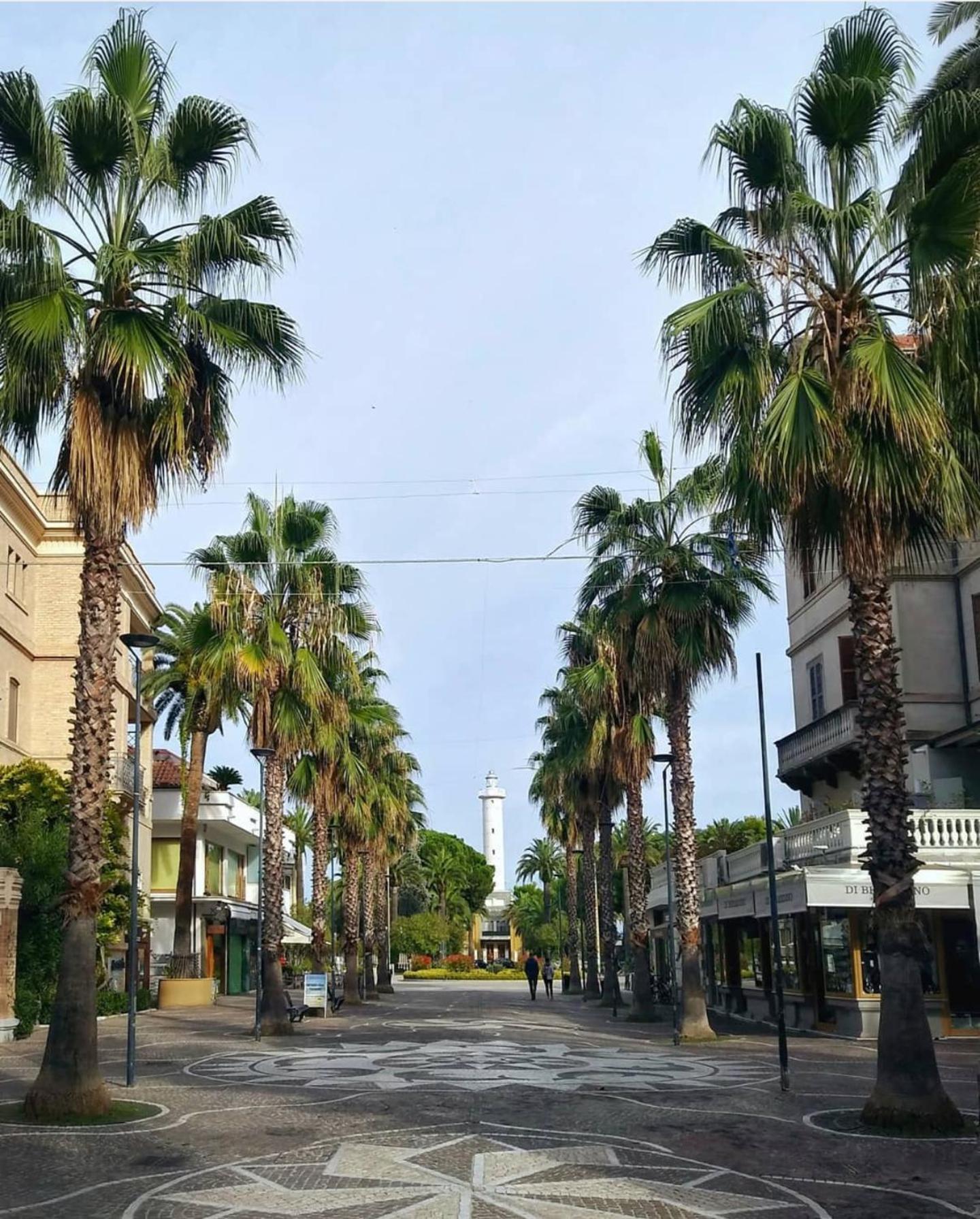Casa Del Fiordaliso Hotel San Benedetto del Tronto Ngoại thất bức ảnh